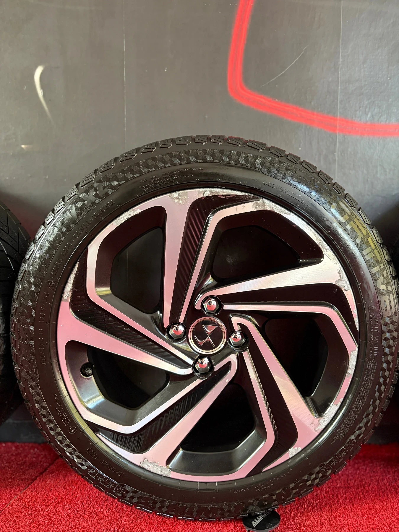 ���� � ������ 245/45R18 �� Citroen DS5 | Mobile.bg � ����������� 10