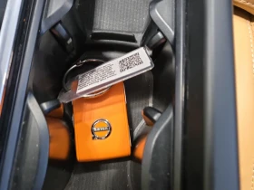 Volvo V60 Cross Country * ULTIMATE * МАСАЖИ* ХЕД ЪП ДИСПЛЕЙ* 360 КАМЕРА* , снимка 8 - Автомобили и джипове - 53621358