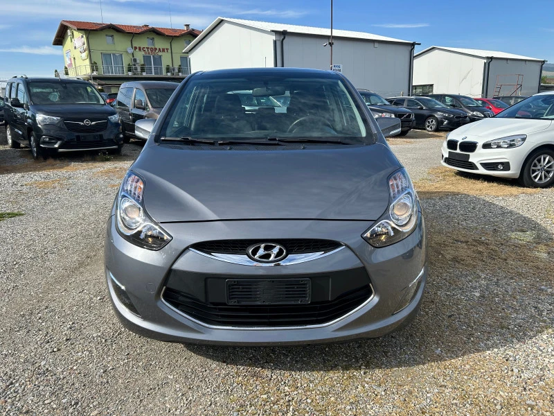 Hyundai Ix20 1.6i NAVI PANORAMA KAMERA FULL PERFEKT, снимка 2 - Автомобили и джипове - 46356241