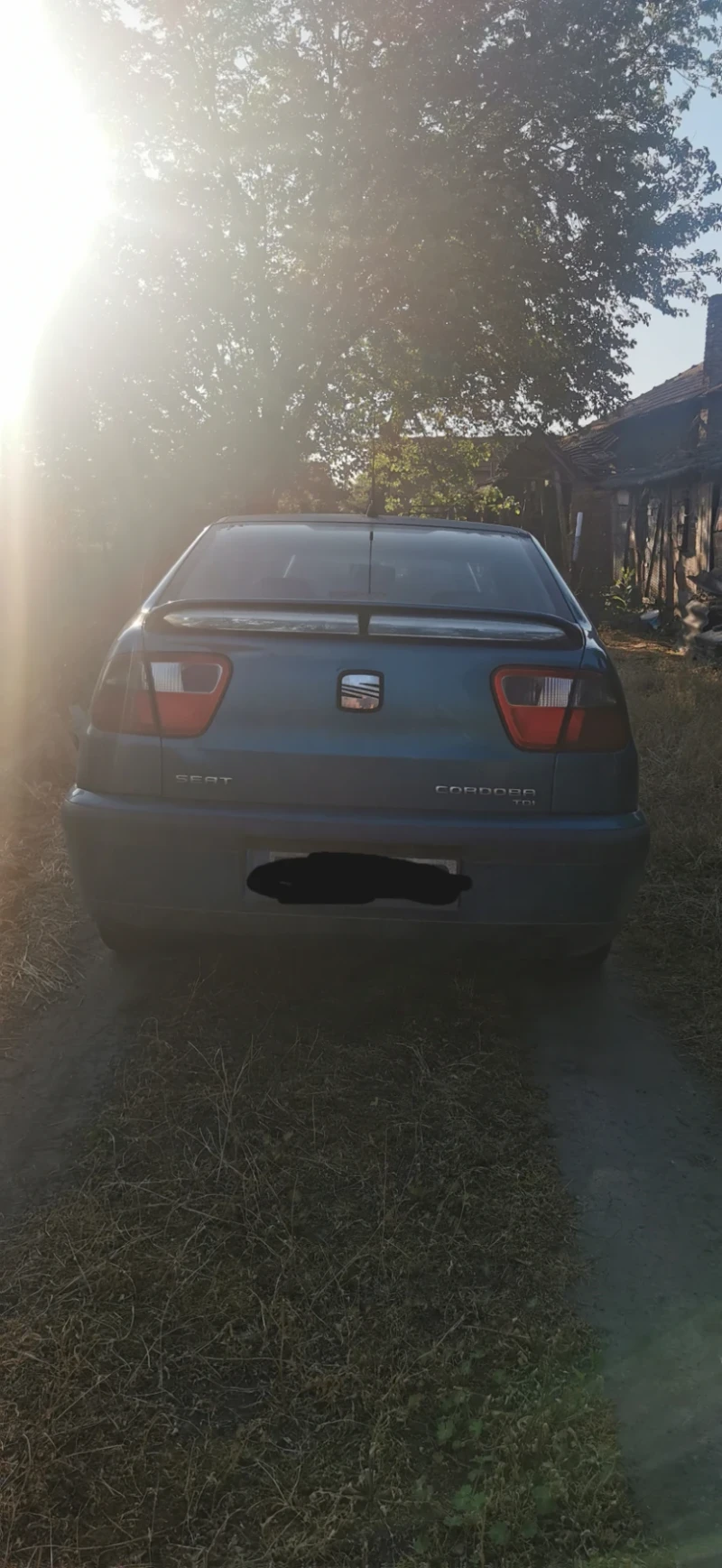 Seat Cordoba 1.9 tdi, снимка 5 - Автомобили и джипове - 51853625