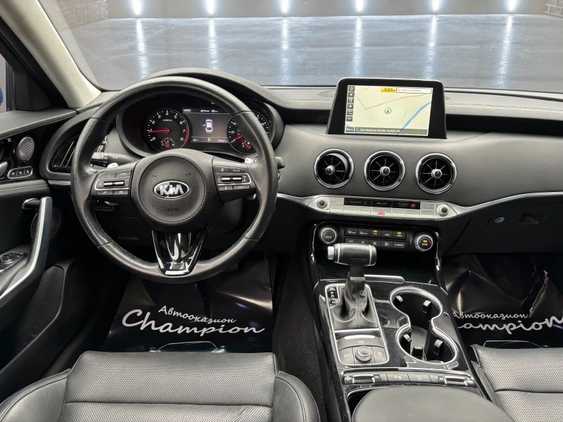 Kia Stinger 2.0 GDI Turbo, снимка 13 - Автомобили и джипове - 50212887