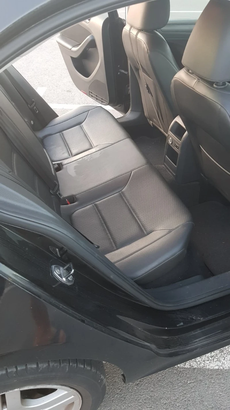 VW Jetta, снимка 3 - Автомобили и джипове - 52296037