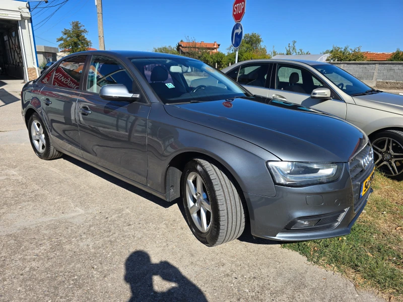 Audi A4 1.8 i, снимка 2 - Автомобили и джипове - 52649639
