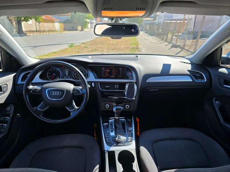 Audi A4 1.8 i, снимка 9 - Автомобили и джипове - 52649639