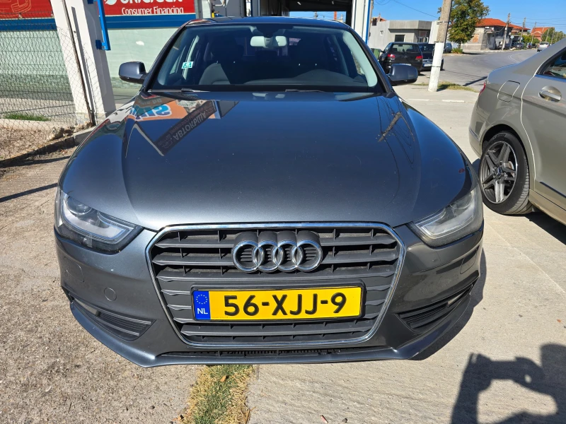Audi A4 1.8 i, снимка 3 - Автомобили и джипове - 52649639