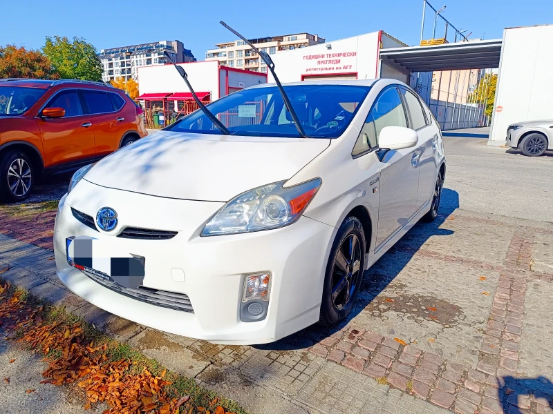 Toyota Prius, снимка 2 - Автомобили и джипове - 53363508
