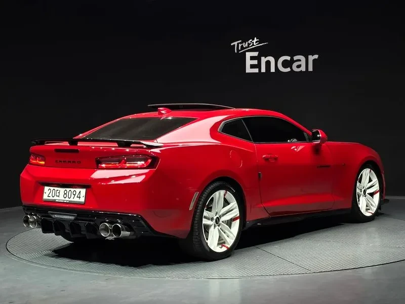 Chevrolet Camaro SS 6.2 V8 Volcano Red, снимка 2 - Автомобили и джипове - 53912734