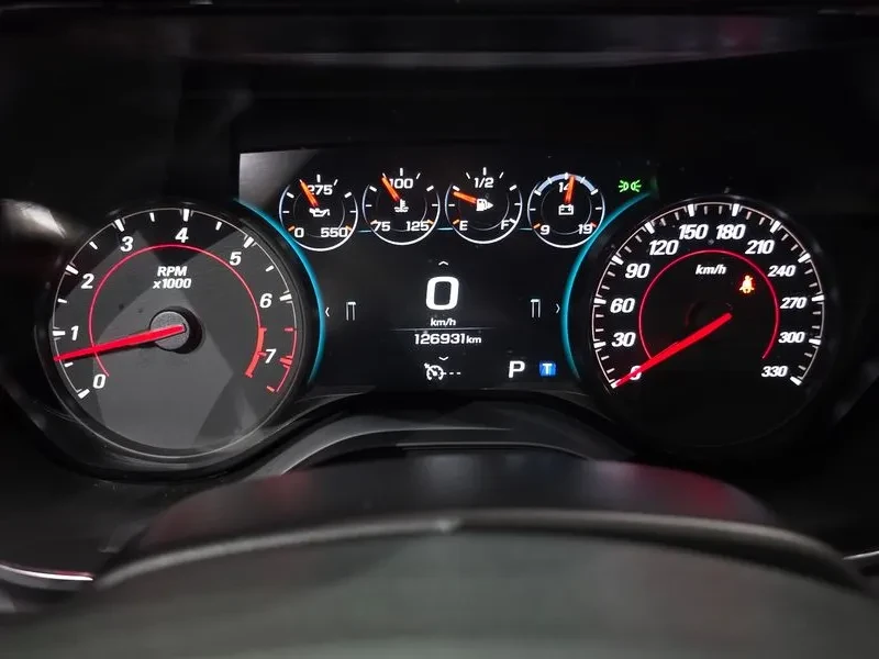 Chevrolet Camaro SS 6.2 V8 Volcano Red, снимка 8 - Автомобили и джипове - 53912734