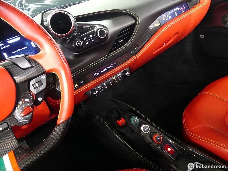 Ferrari F8 3.9 142 Automatic КРАЙНА ЦЕНА: 222097 EUR !!!РЕАЛН, снимка 13 - Автомобили и джипове - 55982325