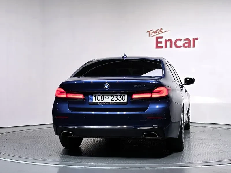 BMW 530 (G30) 530I Luxury, снимка 4 - Автомобили и джипове - 56114943