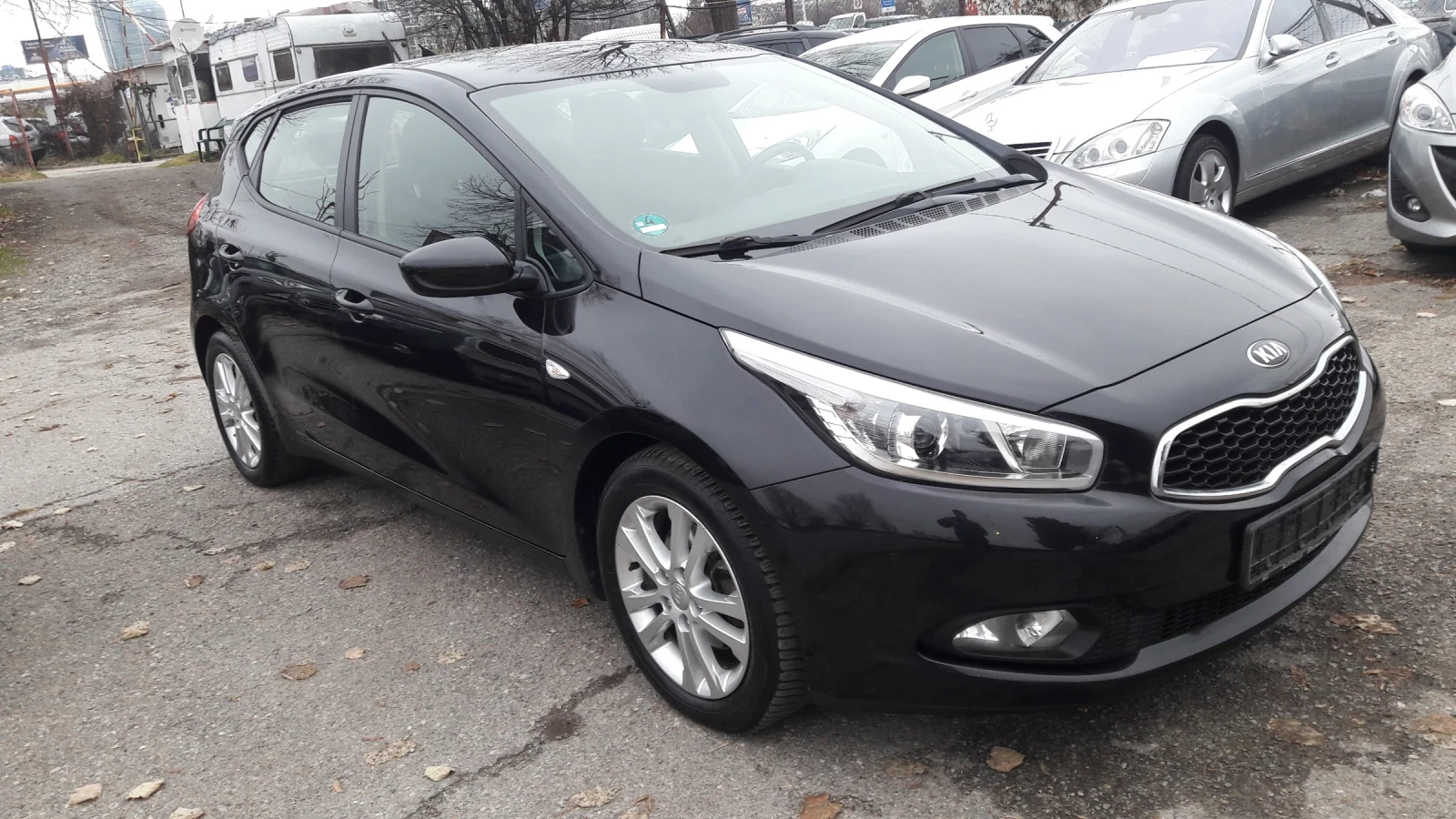 Kia Ceed 1.4i - изображение 3