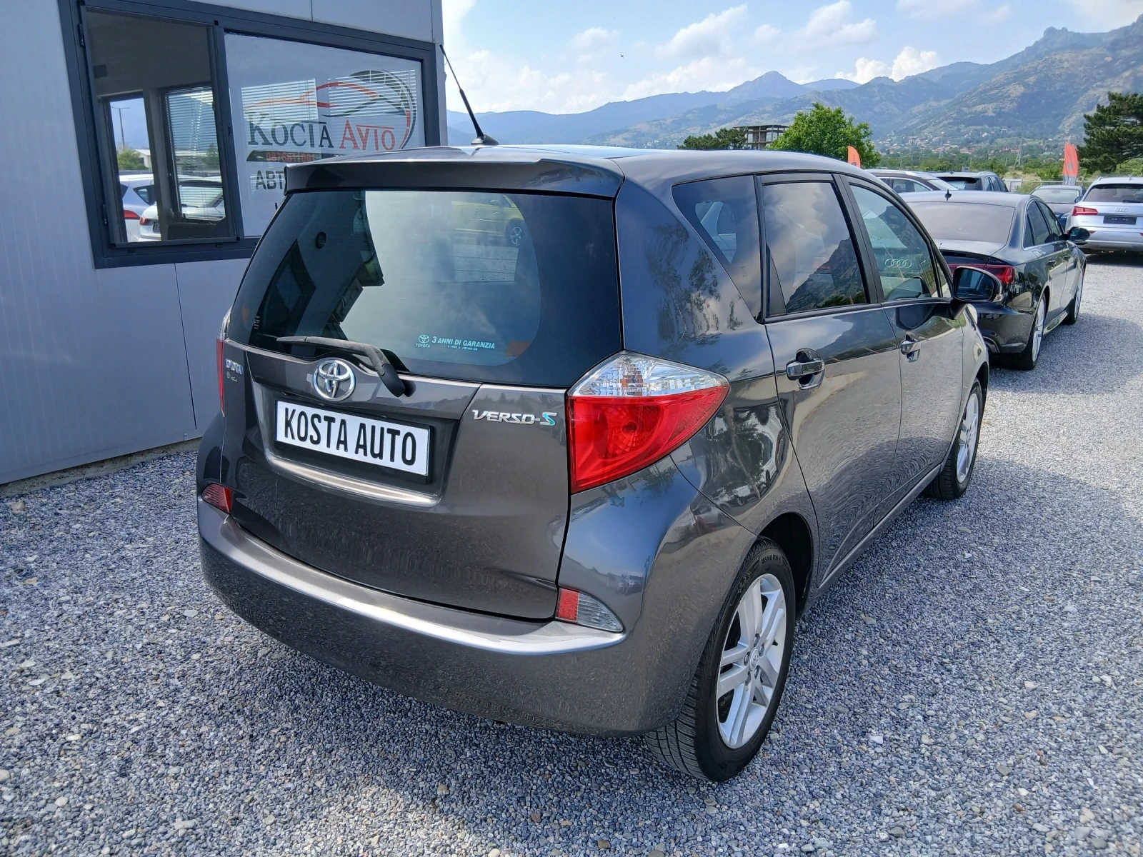 Toyota Verso S, снимка 4 - Автомобили и джипове - 49467159