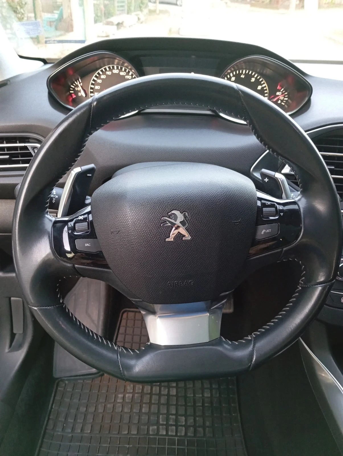 Peugeot 308  - изображение 8