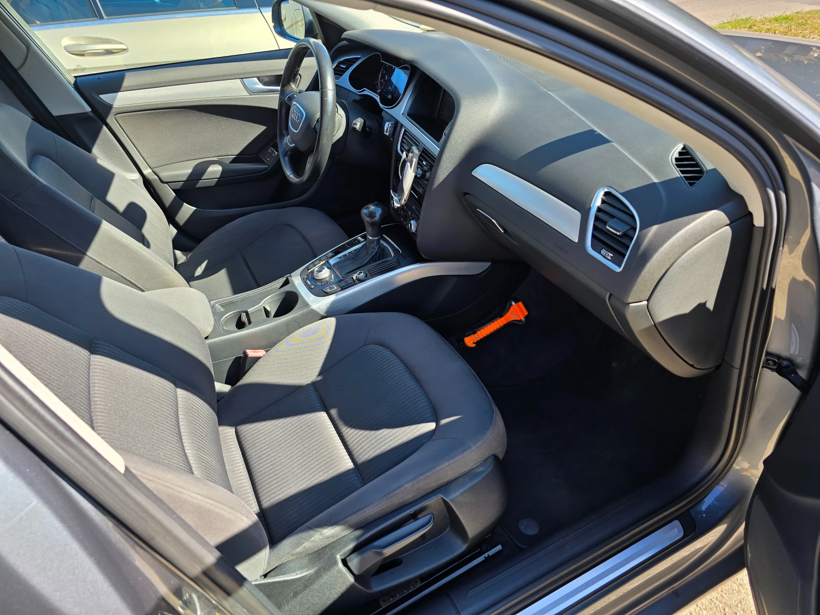 Audi A4 1.8 i - изображение 10