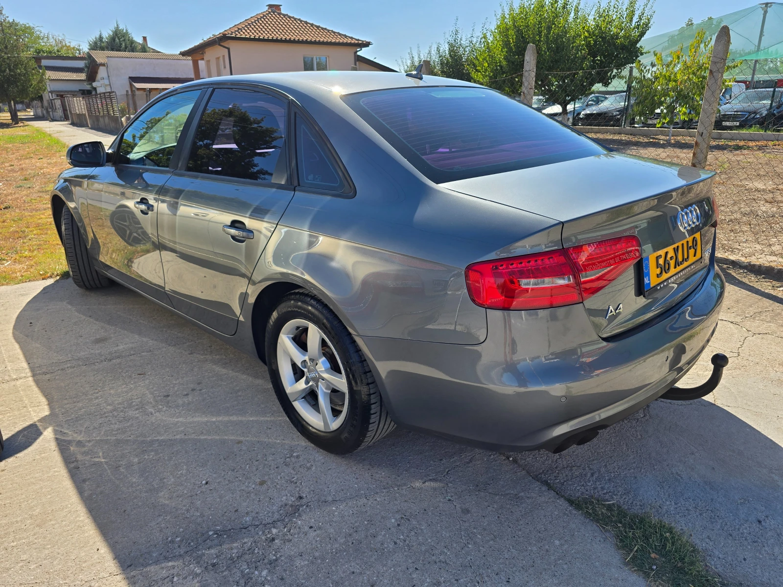 Audi A4 1.8 i - изображение 4