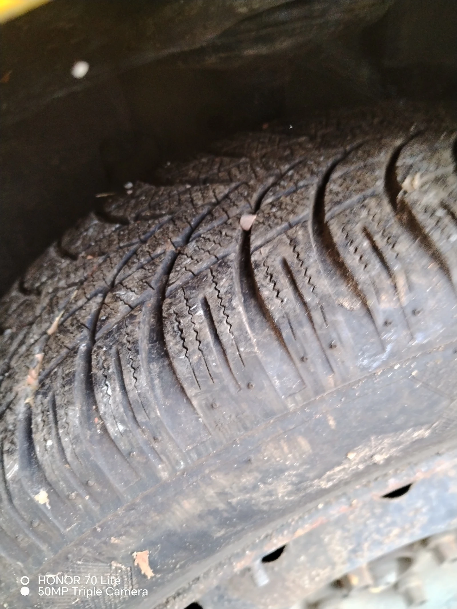 Dacia Sandero  - изображение 8