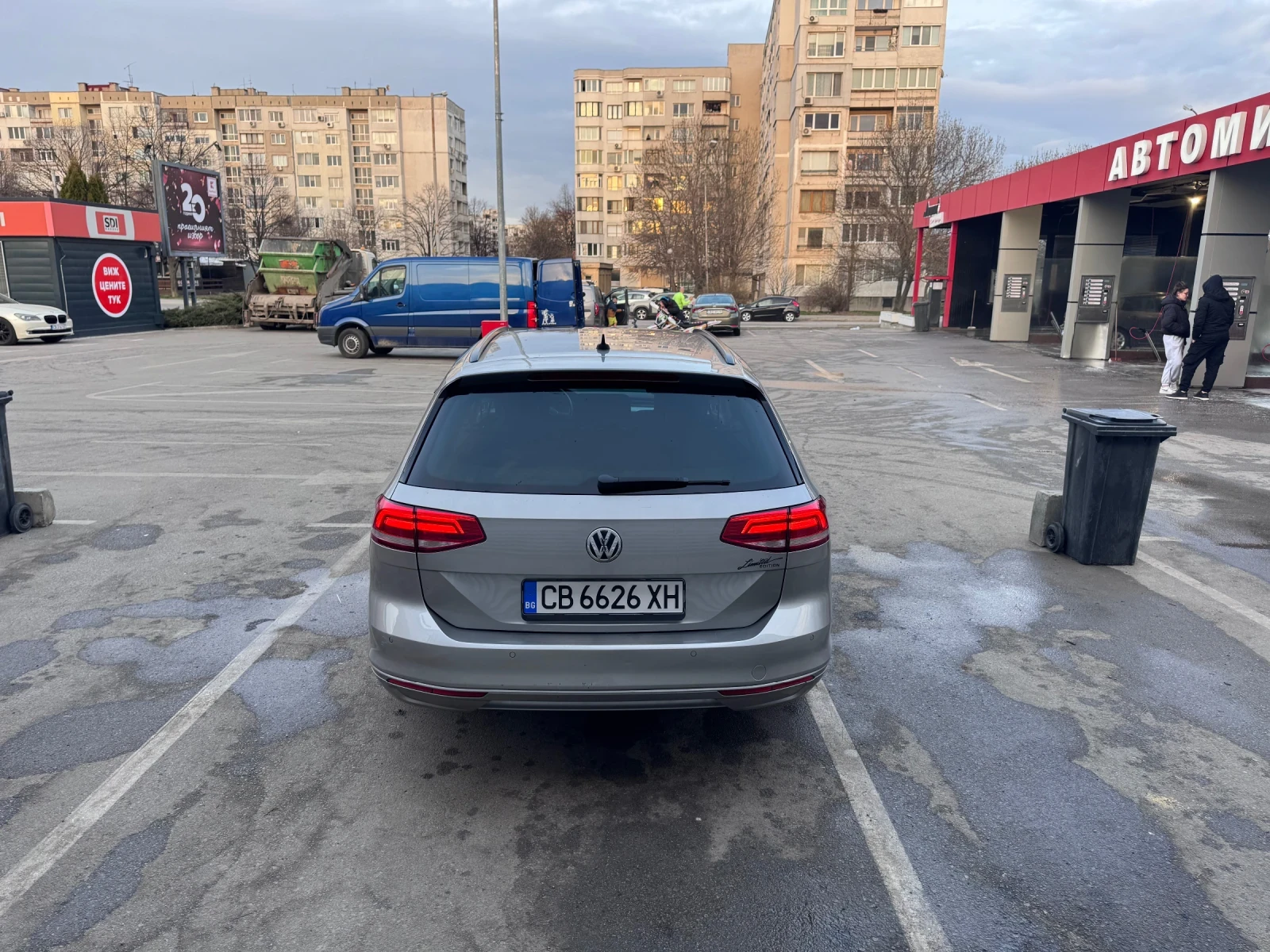 VW Passat, снимка 5 - Автомобили и джипове - 53937776