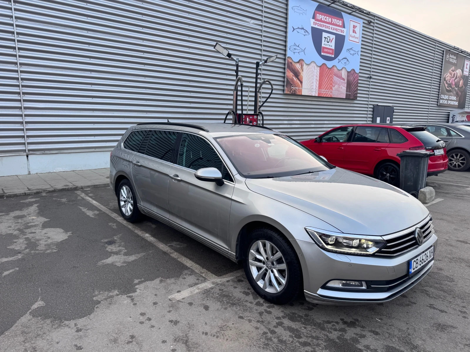 VW Passat, снимка 3 - Автомобили и джипове - 53937776