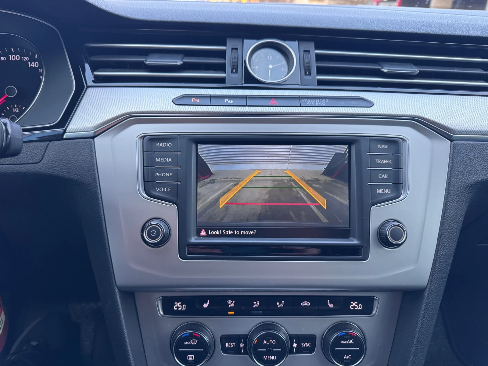 VW Passat, снимка 6 - Автомобили и джипове - 53937776