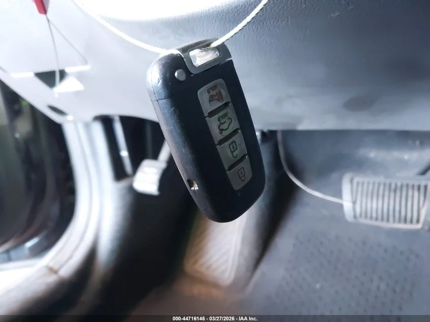 Hyundai Sonata 2.4L I-4 DI, DOHC, VVT, 190HP Front Wheel Drive | Mobile.bg � ����������� 11