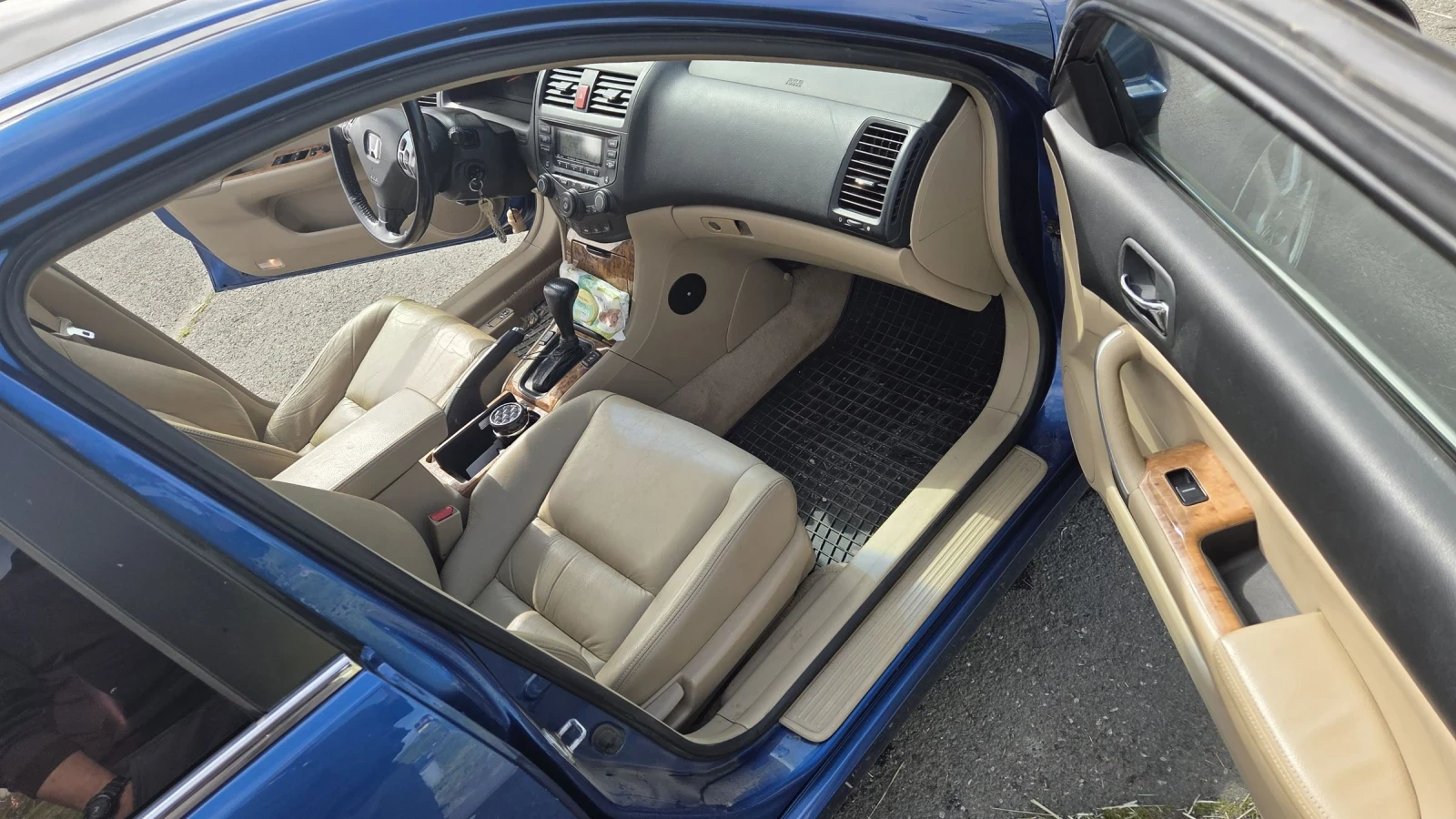 Honda Accord 2.4, снимка 5 - Автомобили и джипове - 54449900