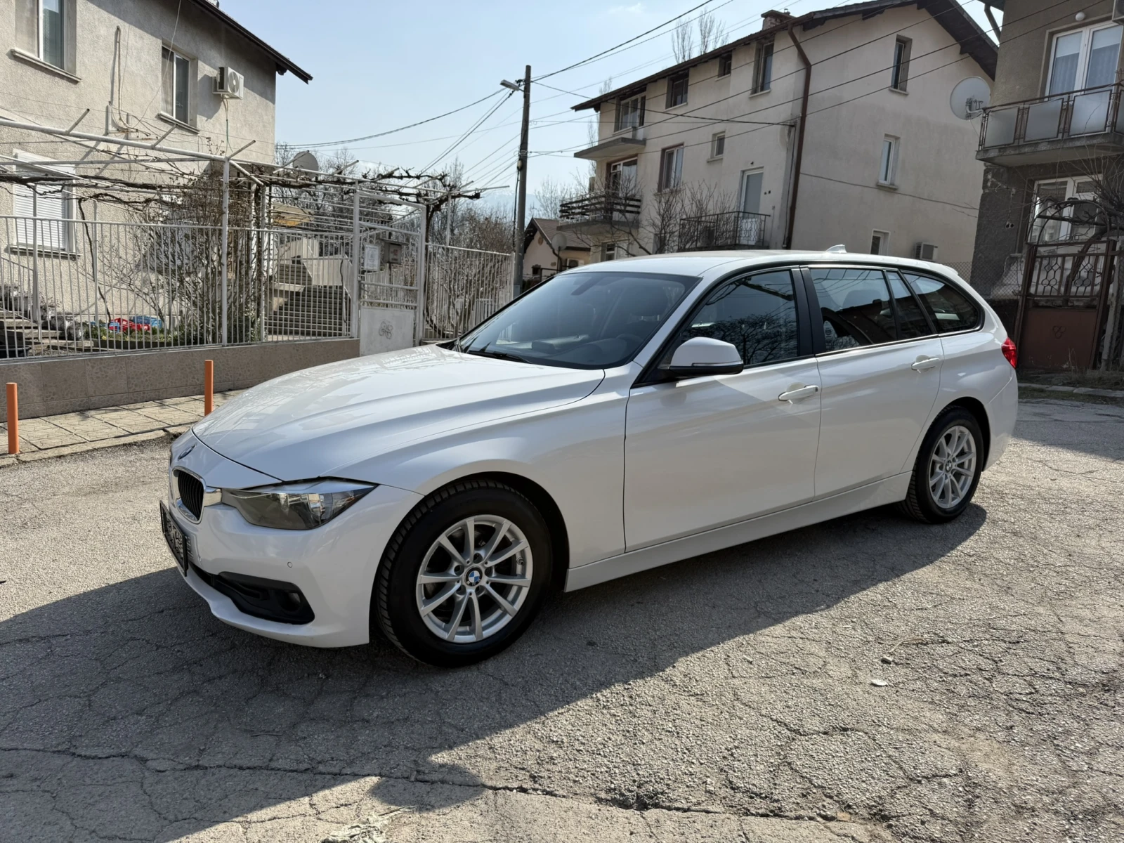 BMW 318 2.0D FACELIFT, снимка 2 - Автомобили и джипове - 54528788