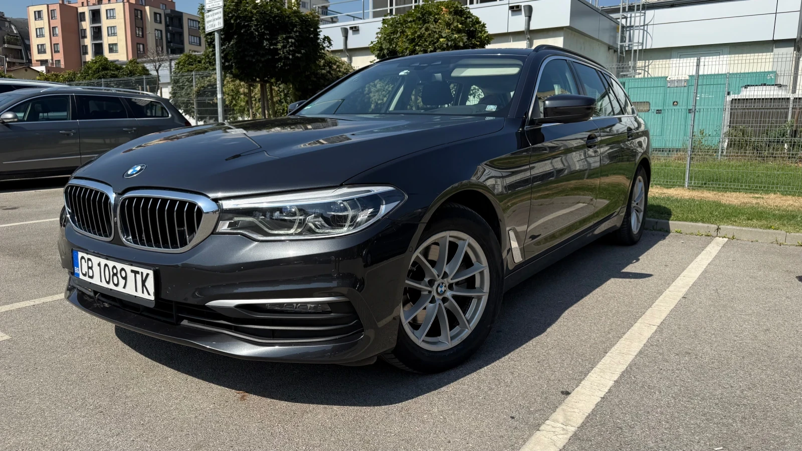 BMW 520 Xdrive 520d, снимка 3 - Автомобили и джипове - 55532752