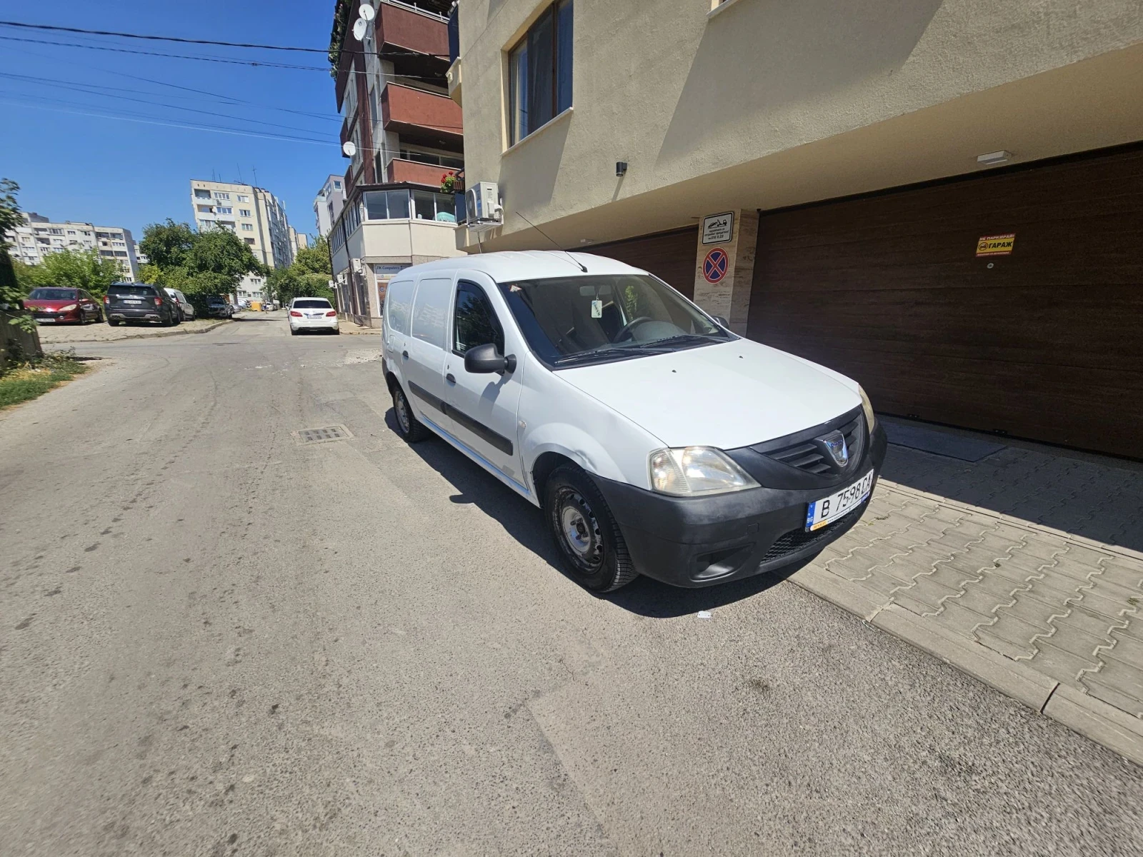 Dacia Logan 1.6 газ климатик , снимка 2 - Автомобили и джипове - 55631731