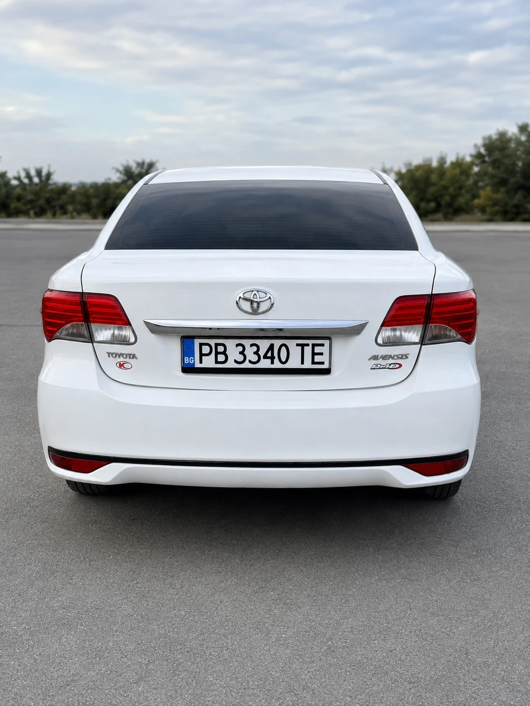 Toyota Avensis TOYOTA AVENSIS 2.0 D-4D   2012 г., снимка 2 - Автомобили и джипове - 55930879