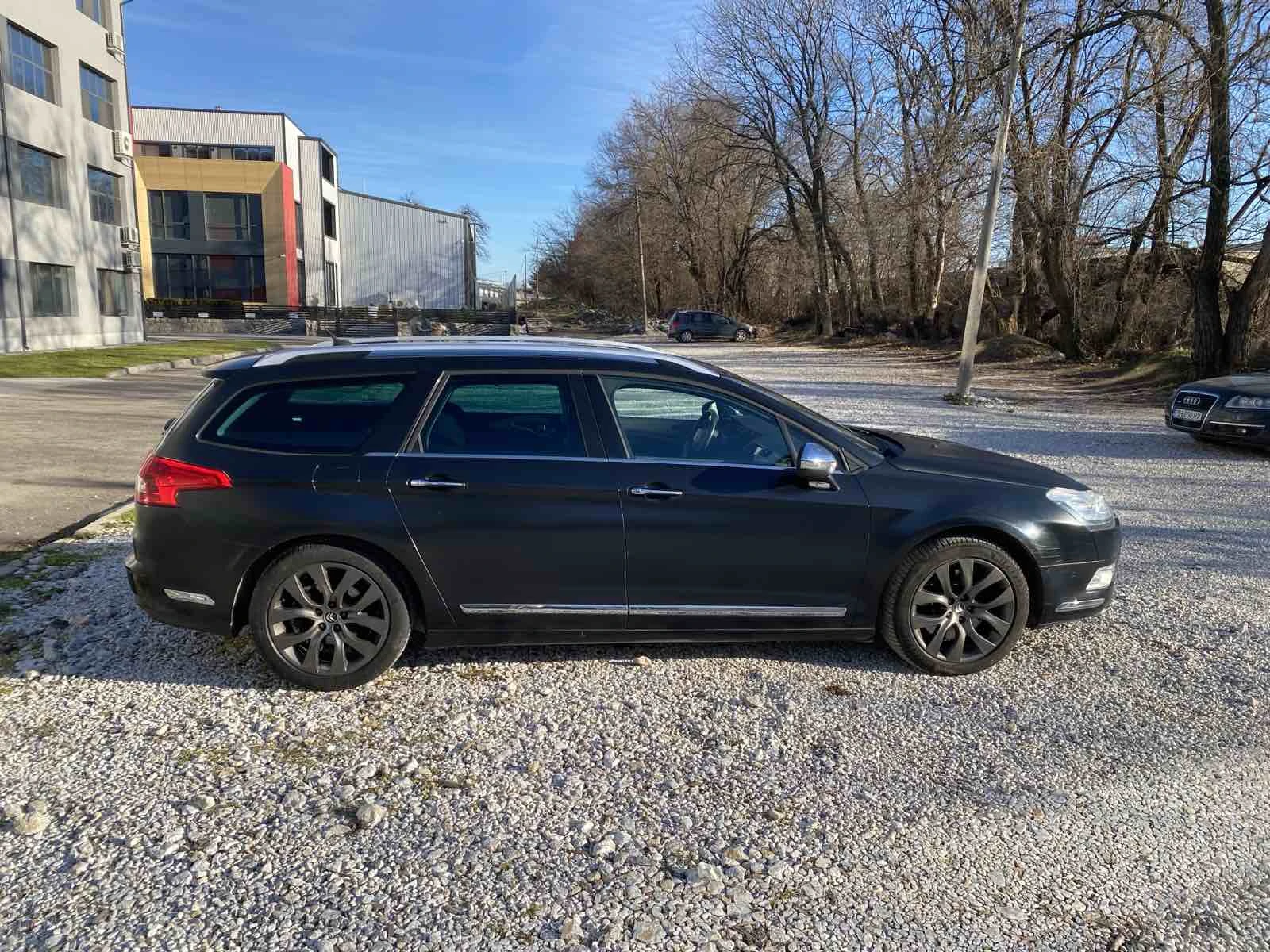 Citroen C5 X7 Tourer 2.2 HDi 204 Exclusive, снимка 4 - Автомобили и джипове - 56049125