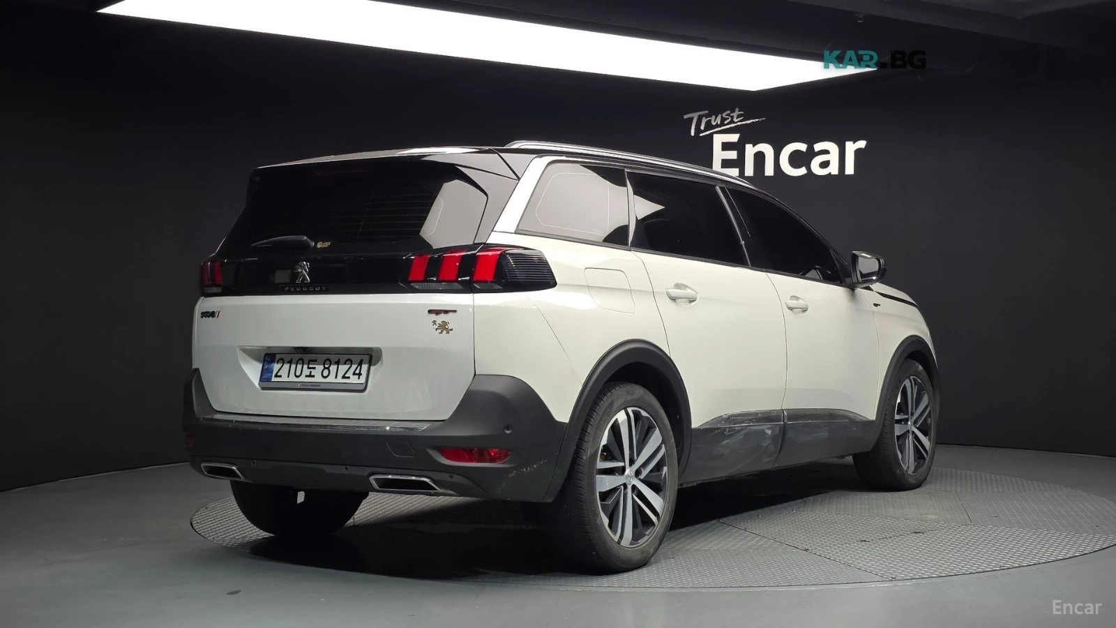 Peugeot 5008 2.0BlueHDI* GT* КОЖА* ПОДГРЕВ* КАМЕРА* ПАНОРАМА* , снимка 2 - Автомобили и джипове - 56102320