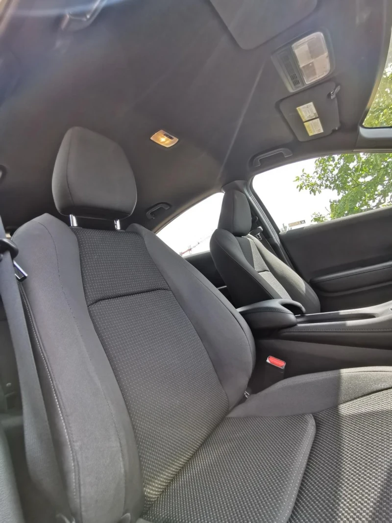 Honda Hr-v 1.8 SPORT 4x4, снимка 12 - Автомобили и джипове - 50823370