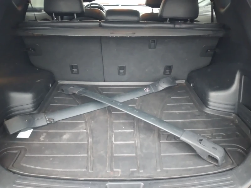 Hyundai IX35 2.4 Tucson DOCH 16v, снимка 10 - Автомобили и джипове - 52447065