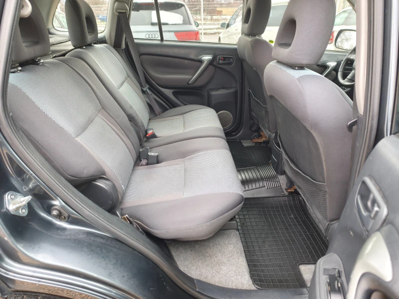 Toyota Rav4 ИТАЛИЯ , снимка 14 - Автомобили и джипове - 53328181