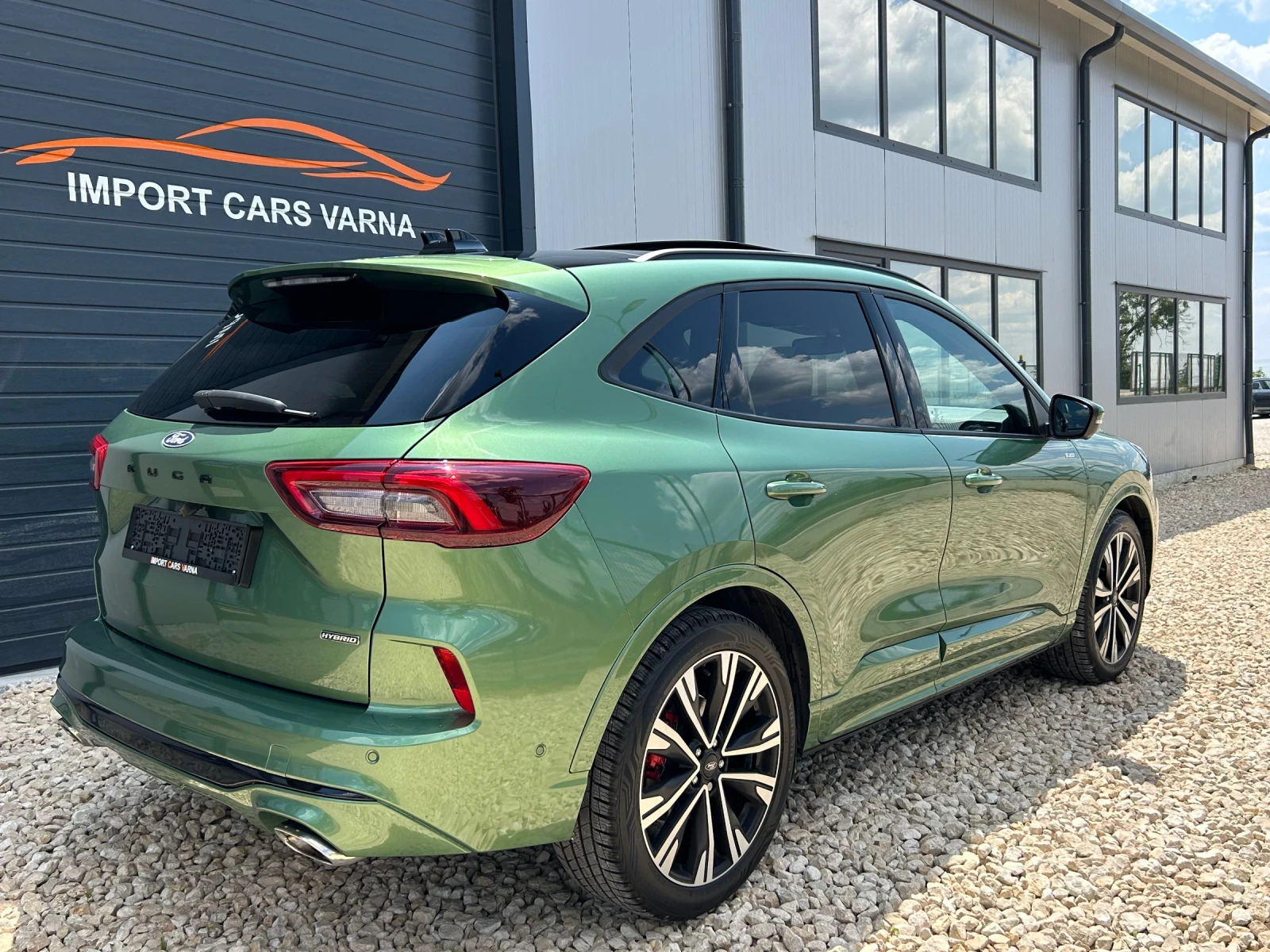 Ford Kuga 2.5 Hybrid 2024 ST Line X New Model - изображение 8