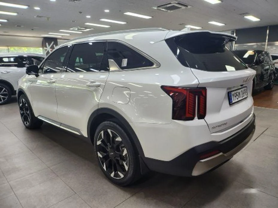 Kia Sorento Gasoline 2.5T 2WD Signature - изображение 2