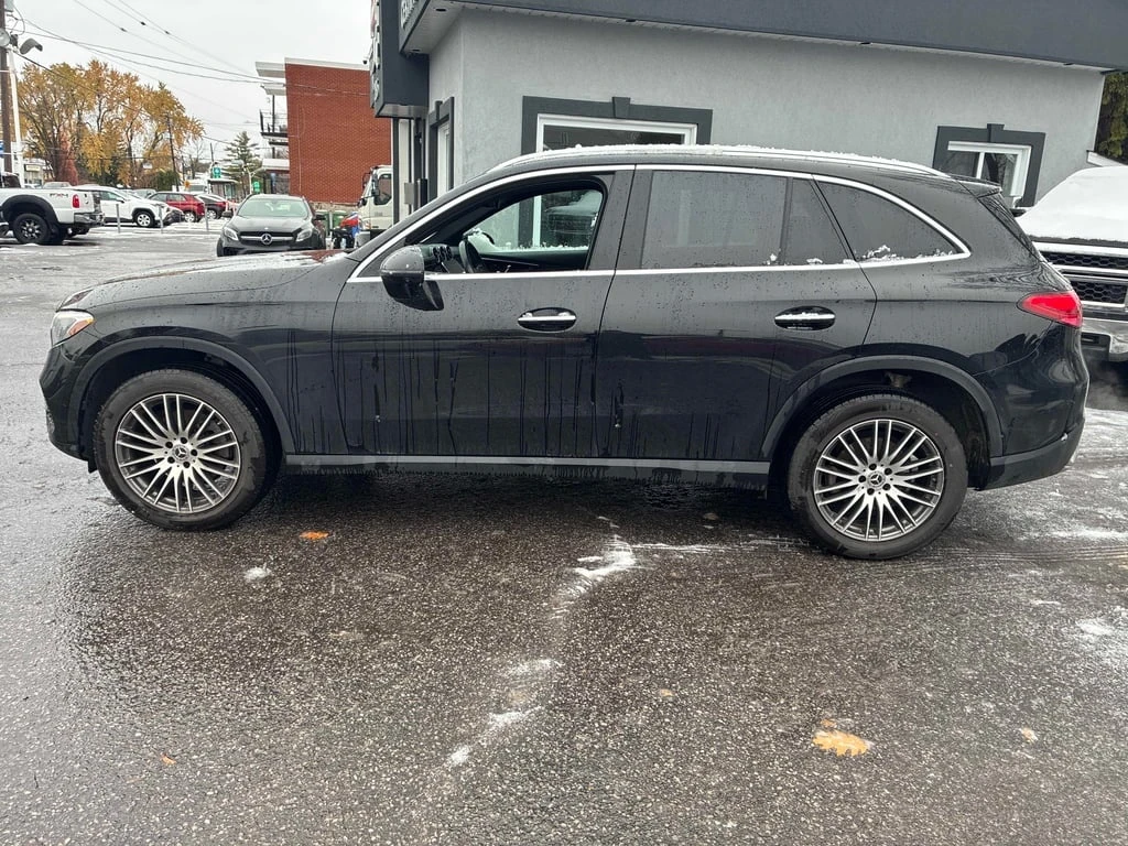 Mercedes-Benz GLC 300 * CARFAX * БЕЗ ПЪРВОНАЧАЛНА ВНОСКА - изображение 2