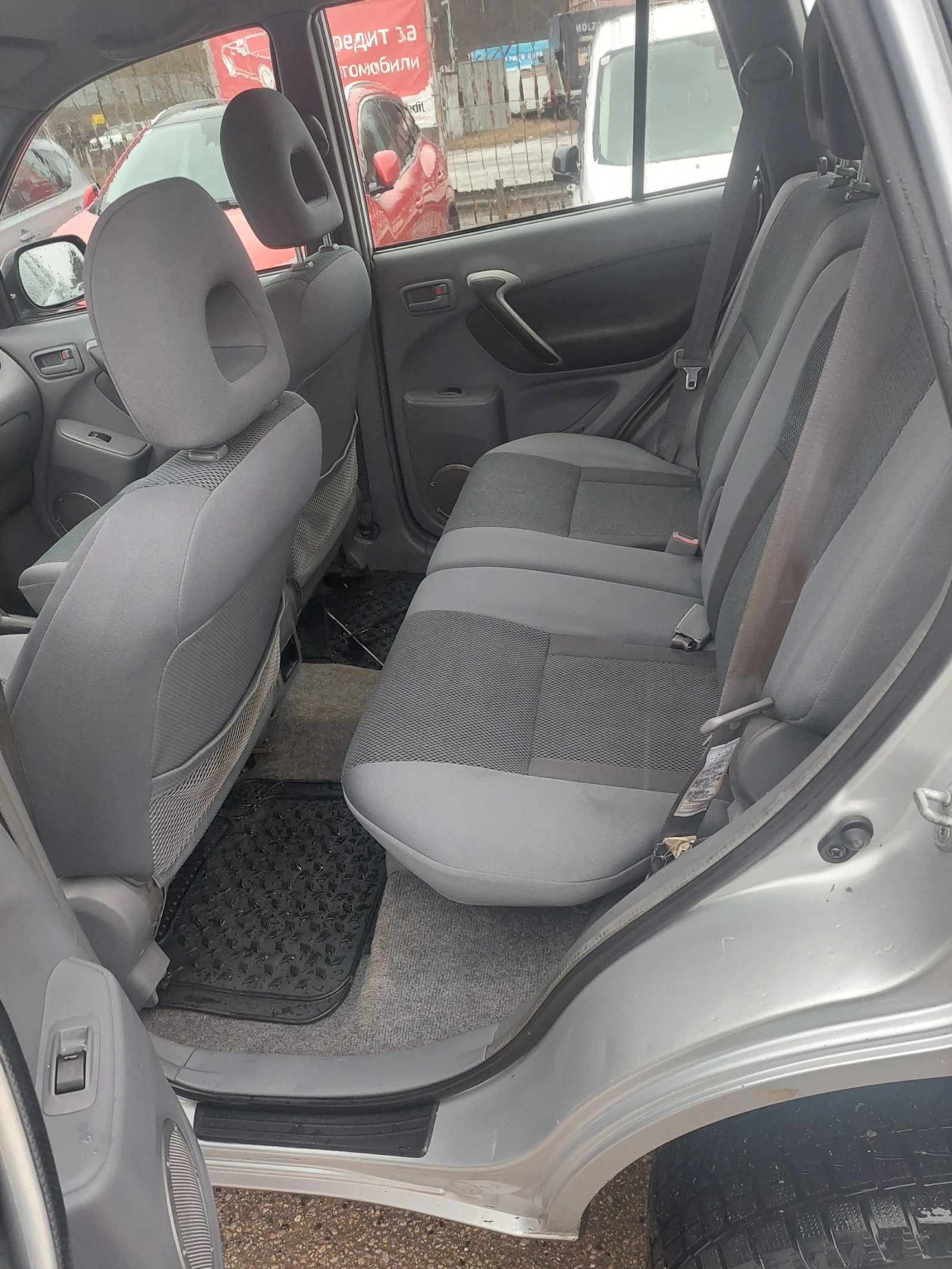 Toyota Rav4 2.0 D4D 116 к.с. - изображение 6