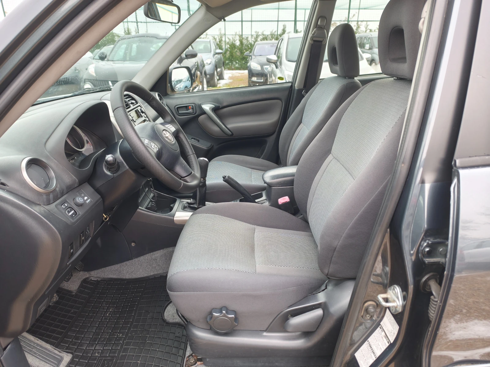 Toyota Rav4 ������  | Mobile.bg � ����������� 11
