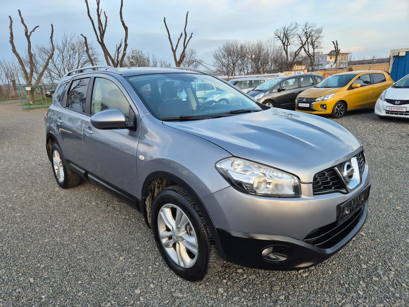 Nissan Qashqai 6+ 1 места, снимка 3 - Автомобили и джипове - 53728092
