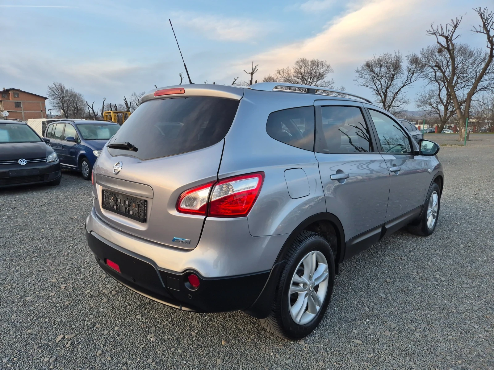 Nissan Qashqai 6+ 1 места, снимка 6 - Автомобили и джипове - 53728092