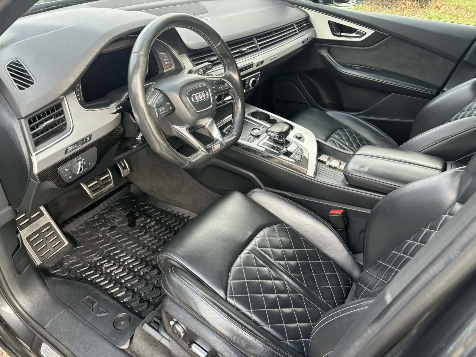 Audi SQ7 4.0 TDI, снимка 5 - Автомобили и джипове - 54059188