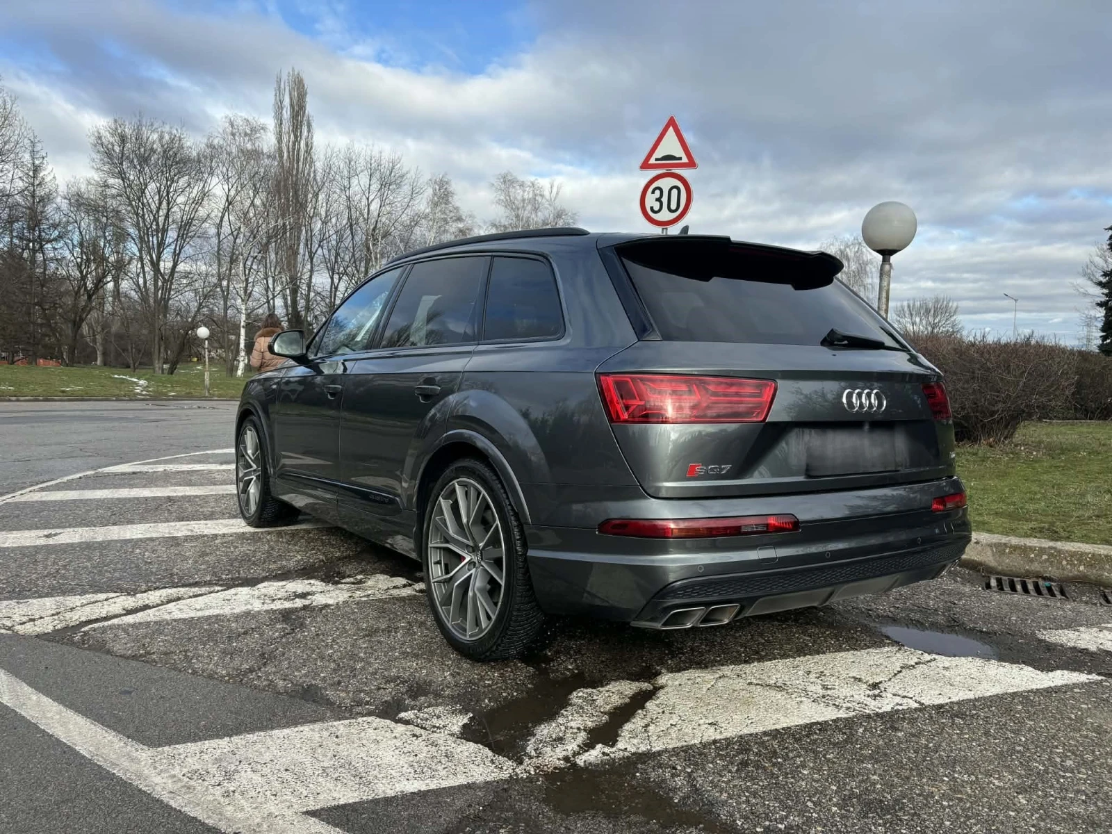 Audi SQ7 4.0 TDI, снимка 4 - Автомобили и джипове - 54059188