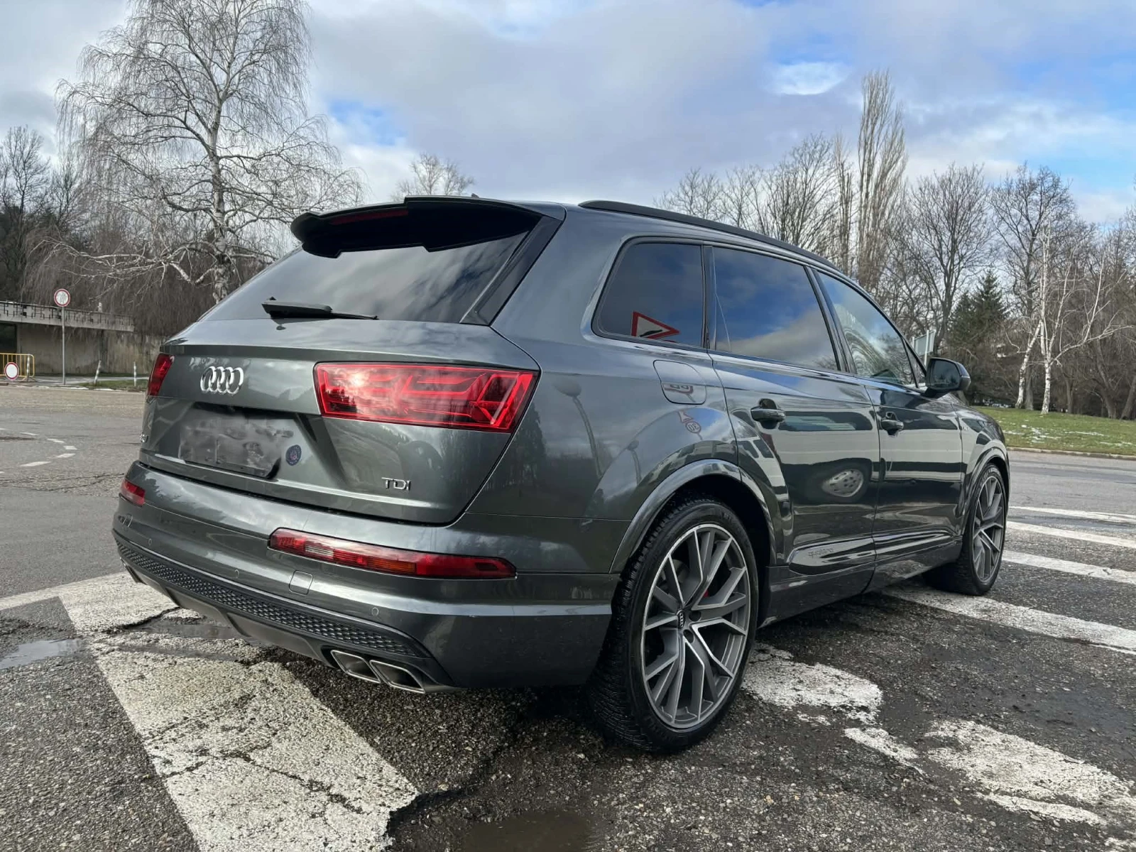 Audi SQ7 4.0 TDI, снимка 3 - Автомобили и джипове - 54059188