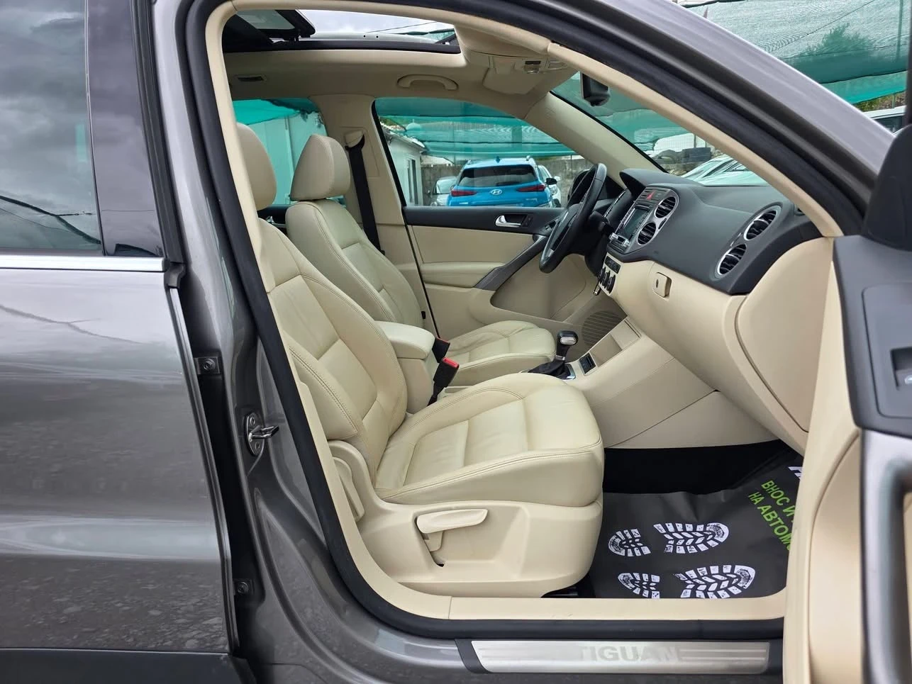VW Tiguan 2.0TDI 140K.C. / 4�4 / ������� / ���� / ������ / | Mobile.bg � ����������� 10