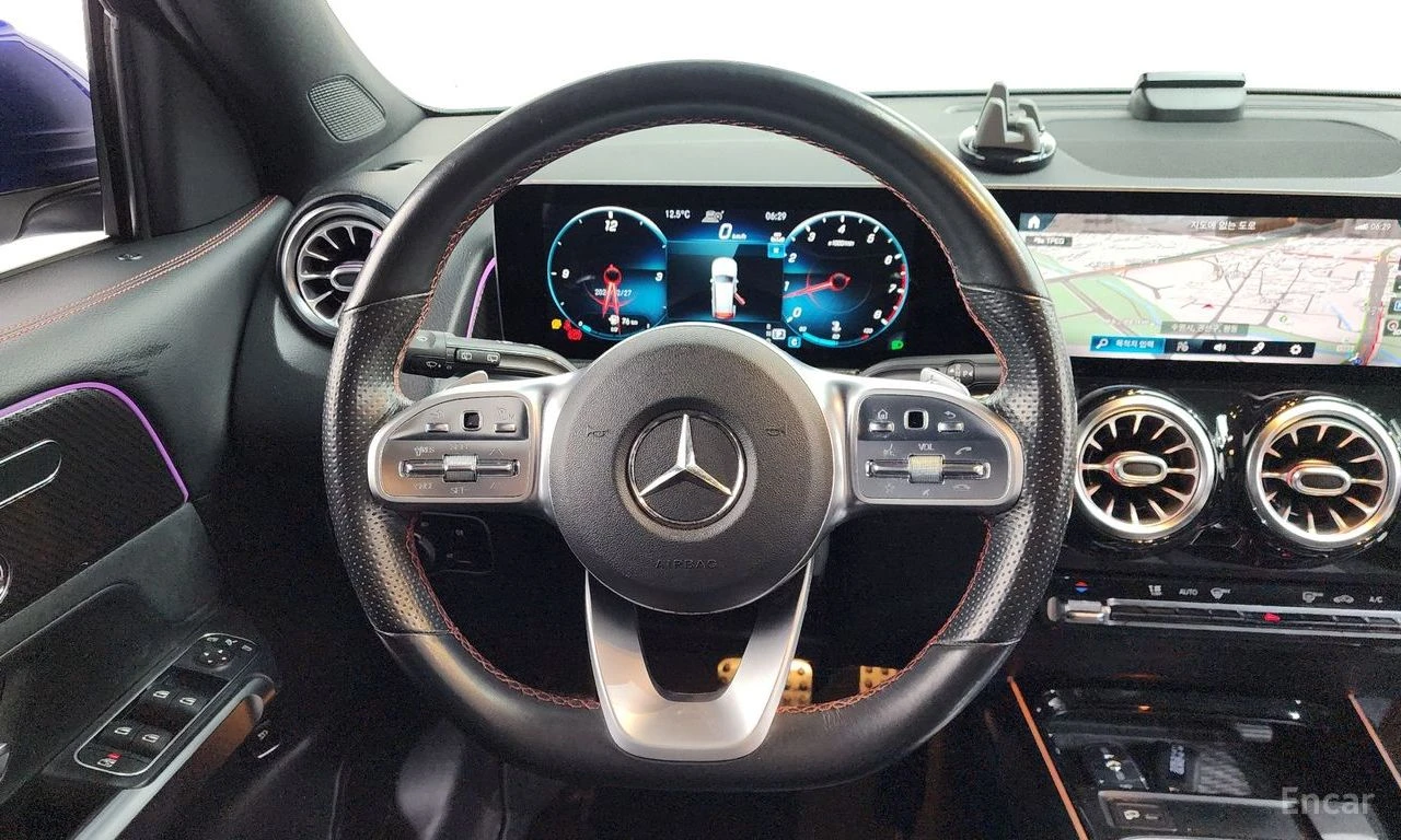Mercedes-Benz GLB 250 AMG* LINE* 4MATIC* LANE* ASSIST* 360КАМЕРА* , снимка 9 - Автомобили и джипове - 54933702