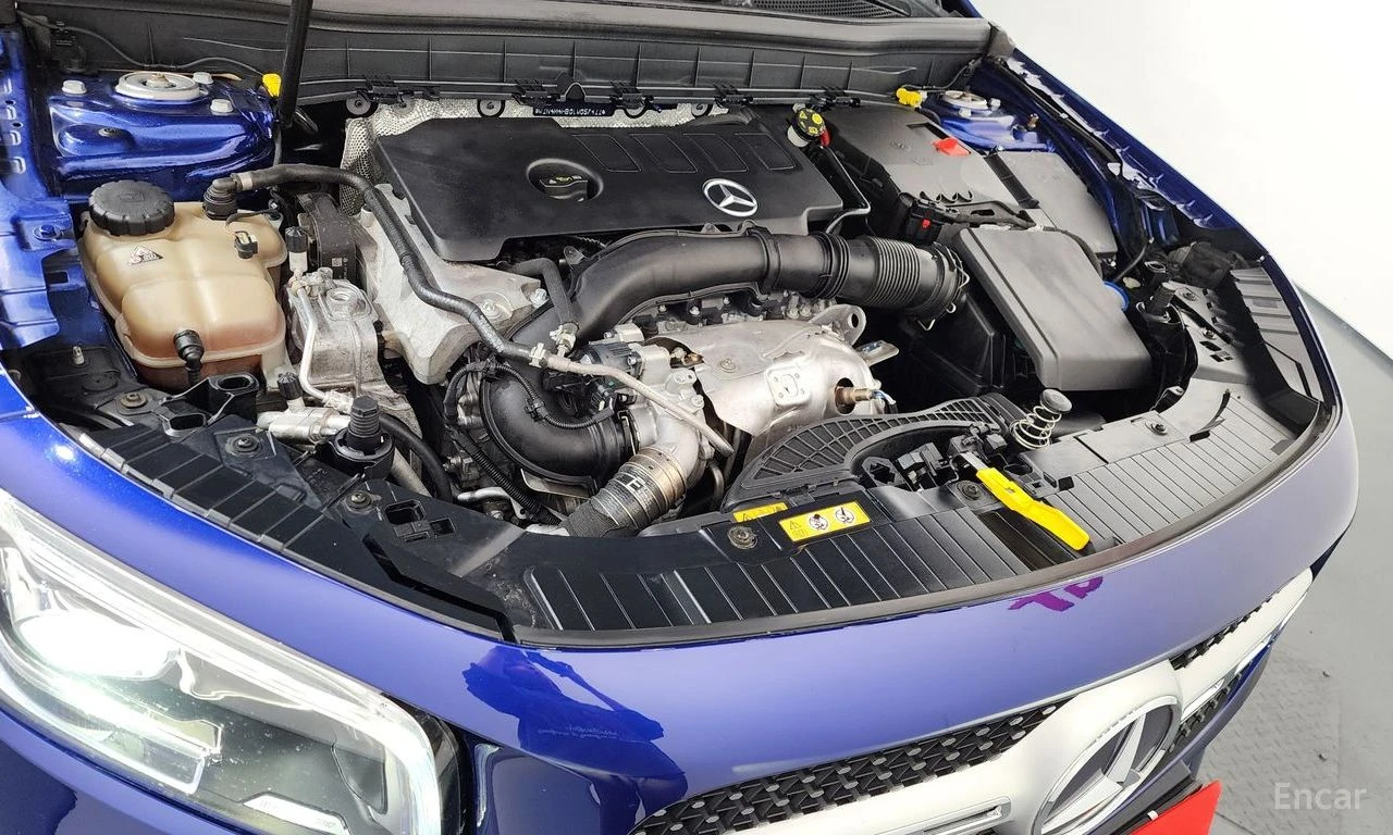 Mercedes-Benz GLB 250 AMG* LINE* 4MATIC* LANE* ASSIST* 360КАМЕРА* , снимка 17 - Автомобили и джипове - 54933702