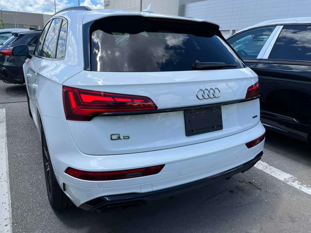 Audi Q5 | Progressiv | DISTRONIC | ПОДГРЕВ | ПАНОРАМА | , снимка 4 - Автомобили и джипове - 54983052