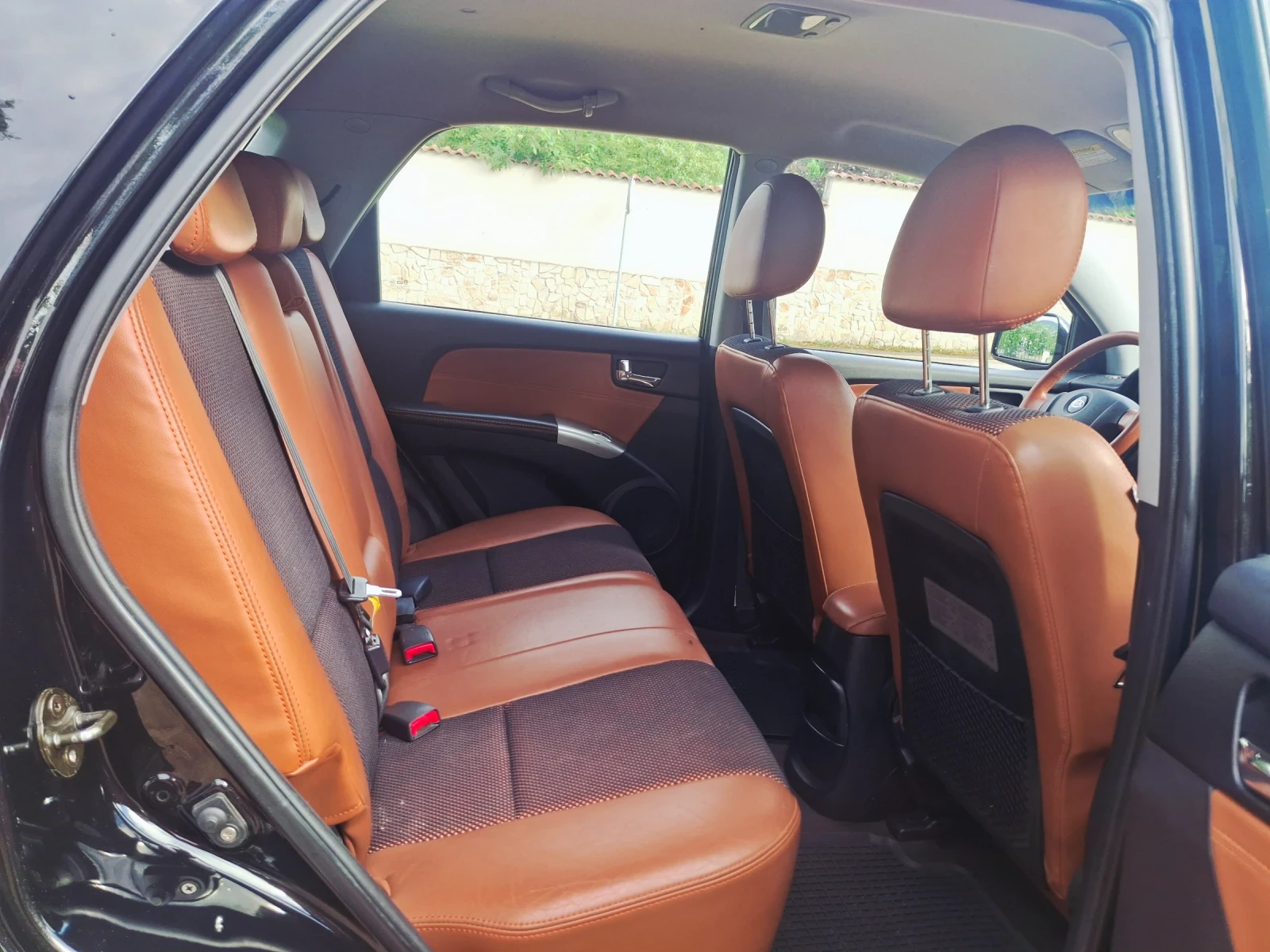 Kia Sportage 2.0i.4x4.klima.koja., снимка 10 - Автомобили и джипове - 55251635