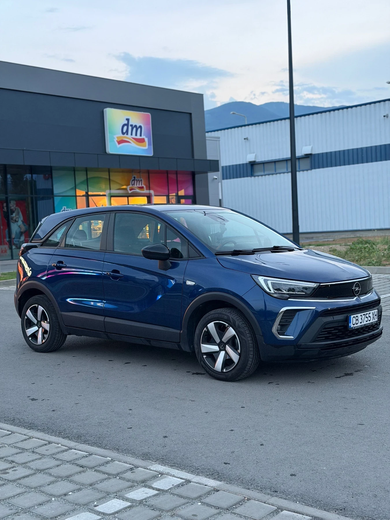 Opel Crossland X, снимка 2 - Автомобили и джипове - 55588137